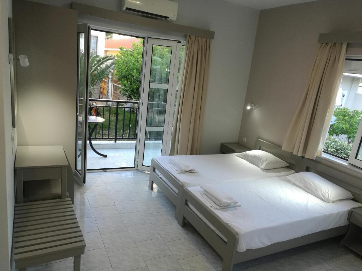 Niriis Hotel Като-Даратсо Экстерьер фото