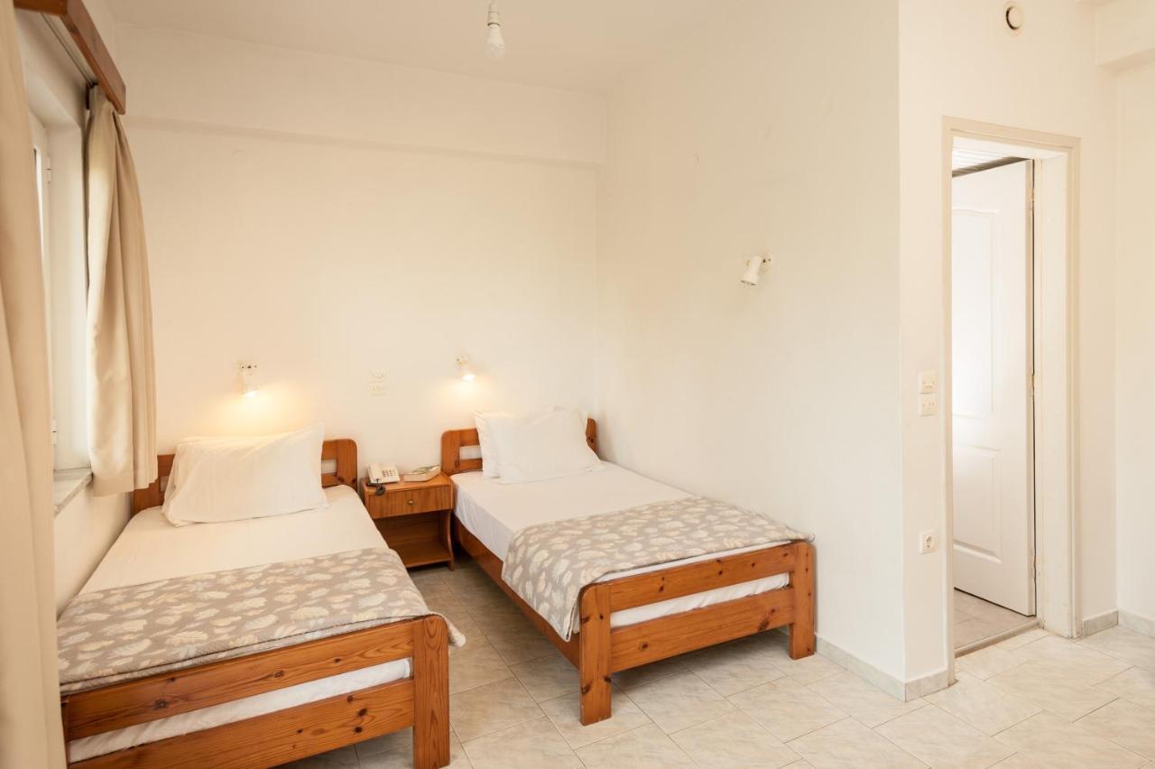 Niriis Hotel Като-Даратсо Экстерьер фото