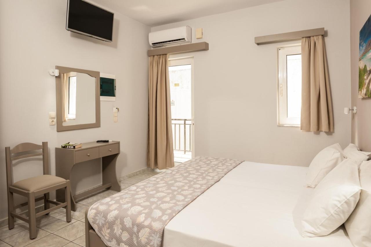 Niriis Hotel Като-Даратсо Экстерьер фото