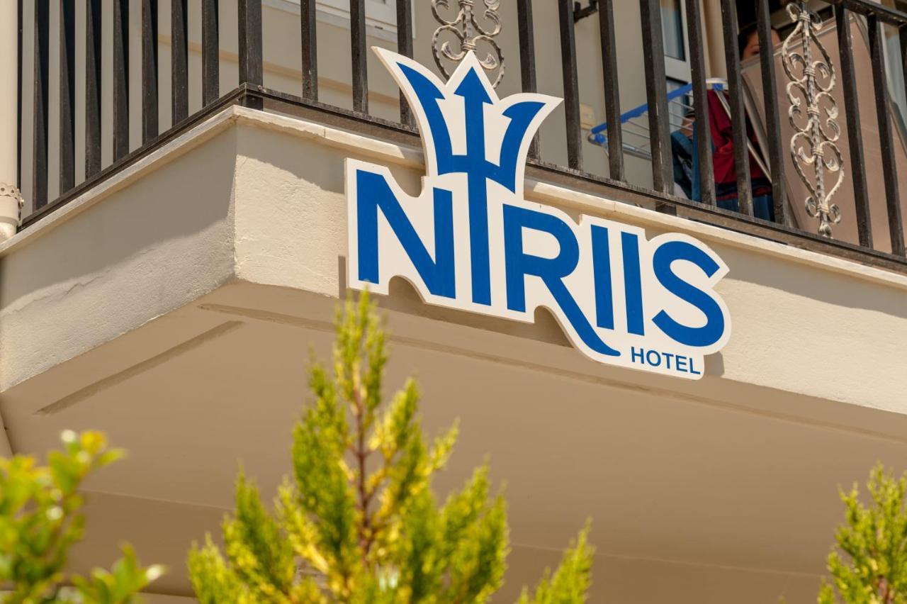 Niriis Hotel Като-Даратсо Экстерьер фото